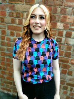 Cat Chorus Short Sleeve T-Shirt - Run & Fly