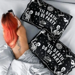 Party Animal Pillowcases - Killstar