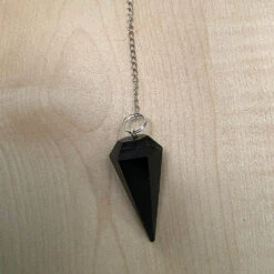 PYRAMID Black Tourmaline Pendulum With Chain -HELL BUNNY SHOP VN 4405 PND 30MM BKT D 2554 1646654724