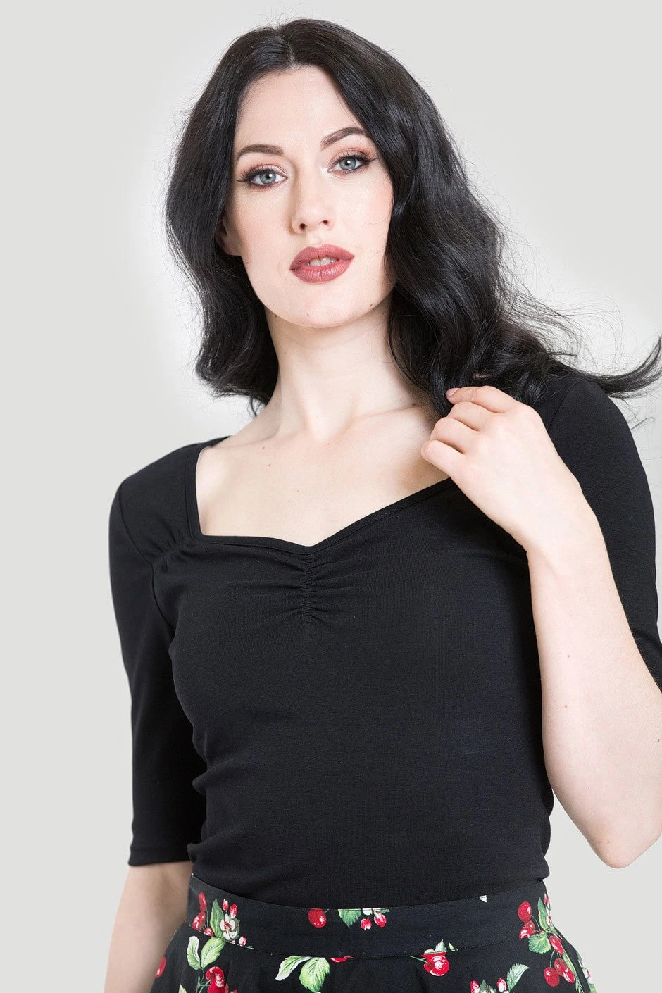 Philipa Black 3/4 Length Sleeved Top - Hell Bunny (Last Available) 3 Philipa Black 3/4 Length Sleeved Top - Hell Bunny (Last Available)
